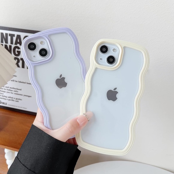 Curly Wave iPhone 13 Pro Case in Yellow - Picture 4 of 4